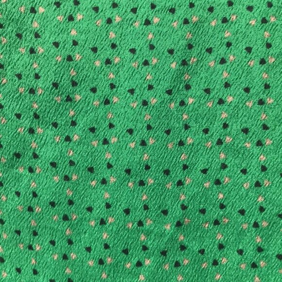 CAbi #124 Printed Business Blouse in Kelly Green - Picture 9 of 16